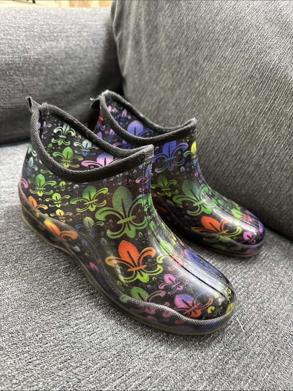Corkys Multicolor Fleur-Print Rain Ankle Boots sz 9